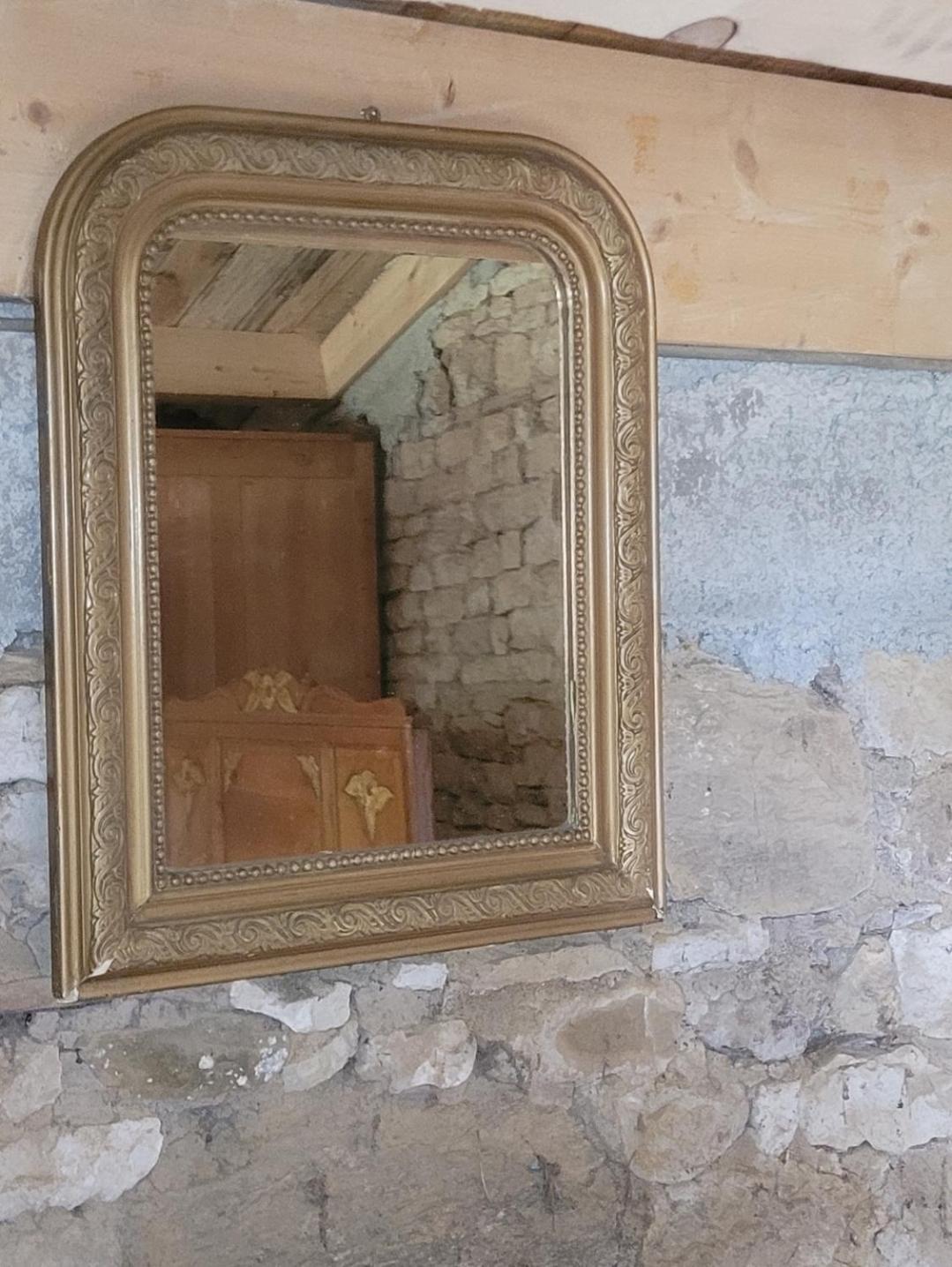 Nuit Insolite, Chambre Au Dessus D'Une Etable La Chapelle-Themer Exteriör bild